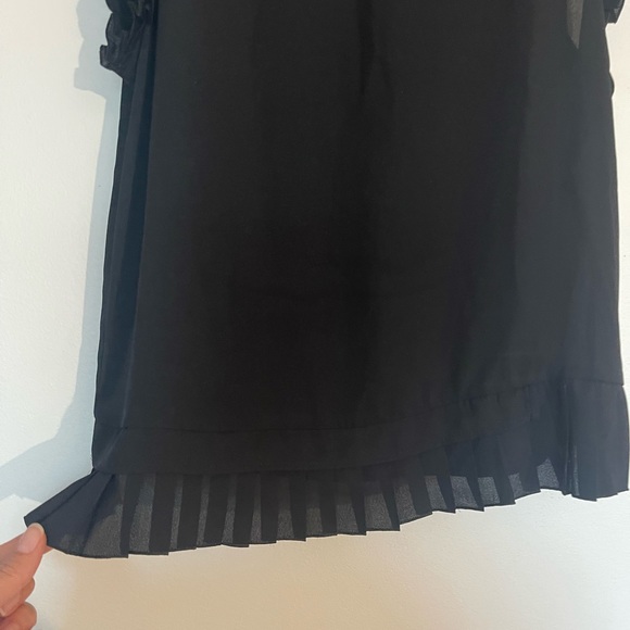 Black pleated top - Picture 4 of 7